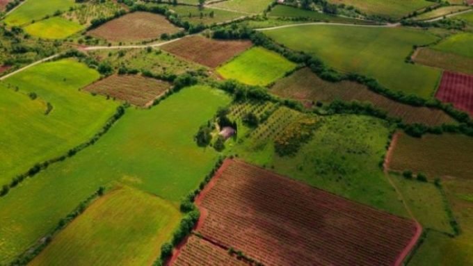 Note in Relation to Registration of Transactions of Fragmented Land