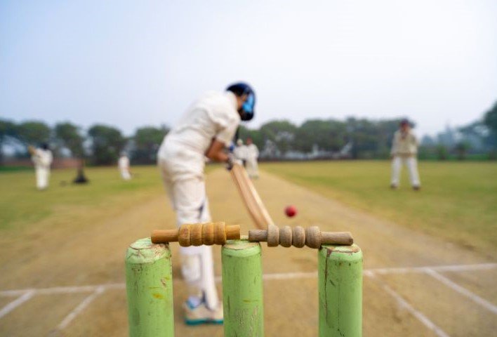 Advisory Urges IPL to Ban Tobacco & Alcohol Ads
